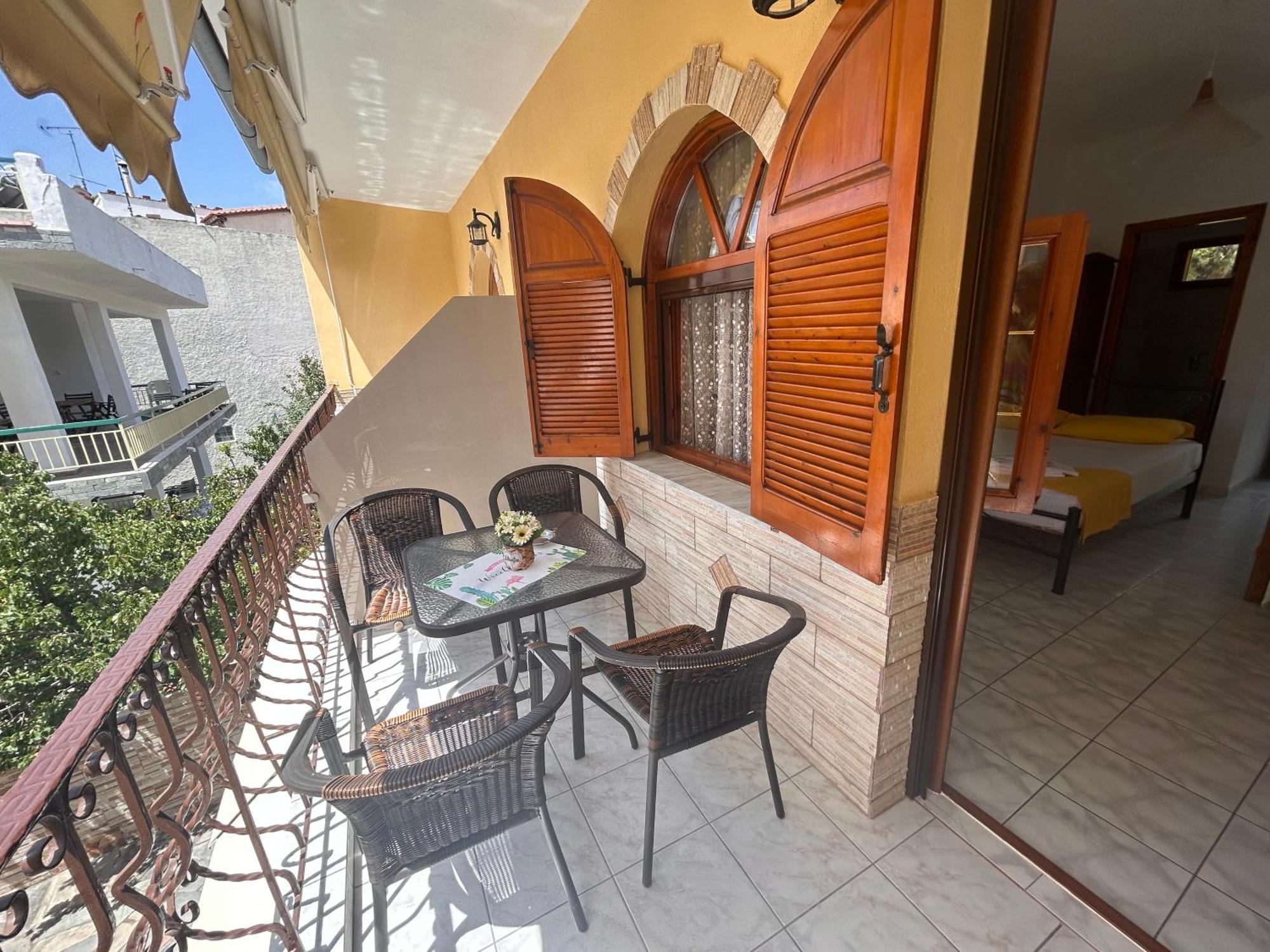 Apartment Laskarina Onar *